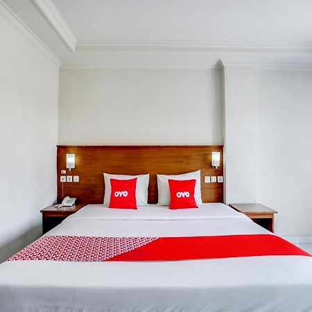 Oyo 3950 The Ratna Hotel Кута Екстериор снимка