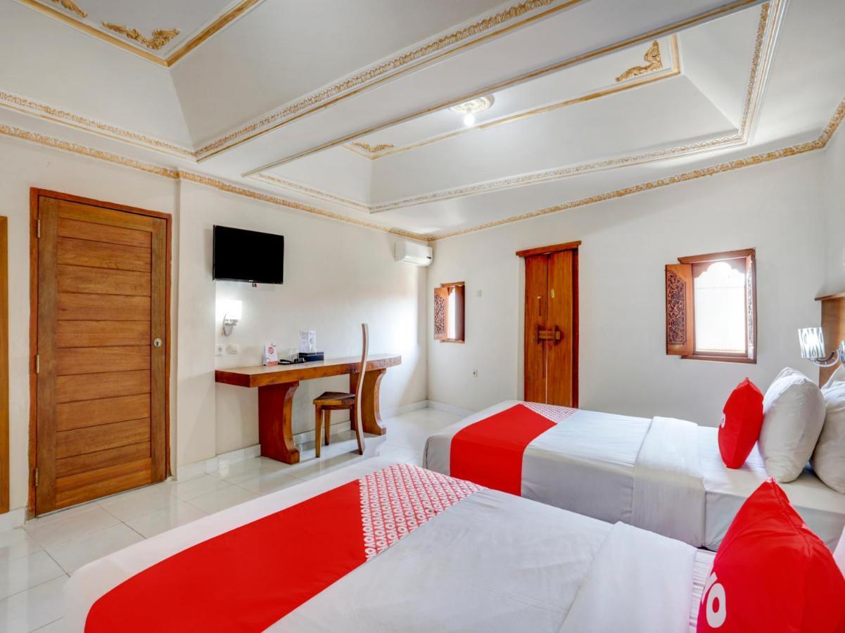 Oyo 3950 The Ratna Hotel Кута Екстериор снимка
